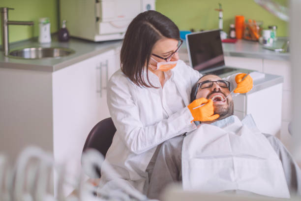 Best Weekend Emergency Dentist in Mitchellville, IA